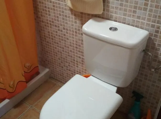 El Casa Checa 4 *